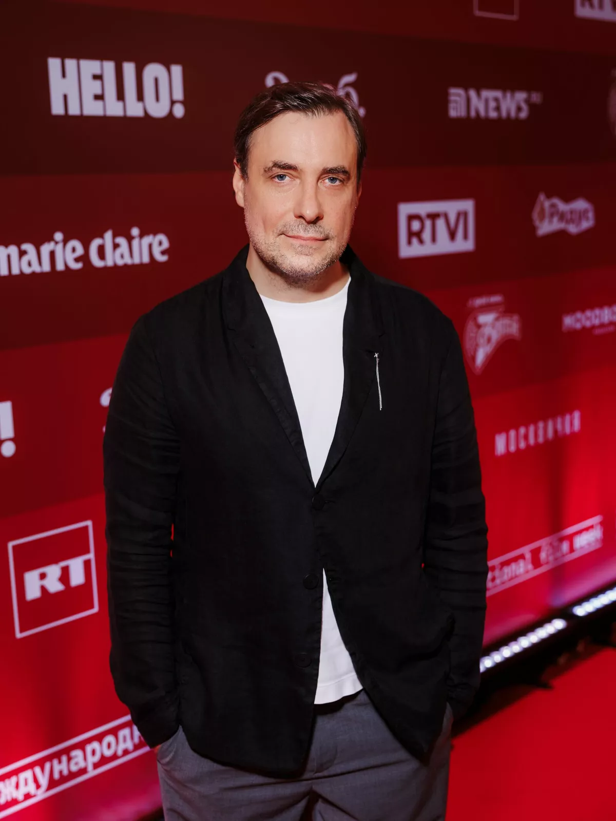 Евгений Цыганов на премьере отреставрированной версии фильма Павла Лунгина «Ветка сирени», организованной HELLO! в рамках Московской международной недели кино
