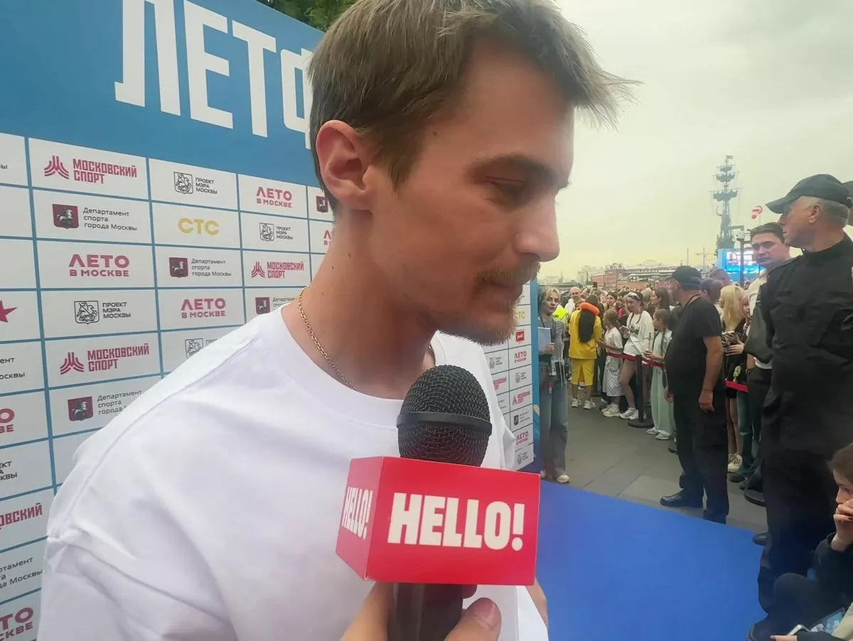 Актер Иван Янковский рассказал HELLO! о детских шалостях