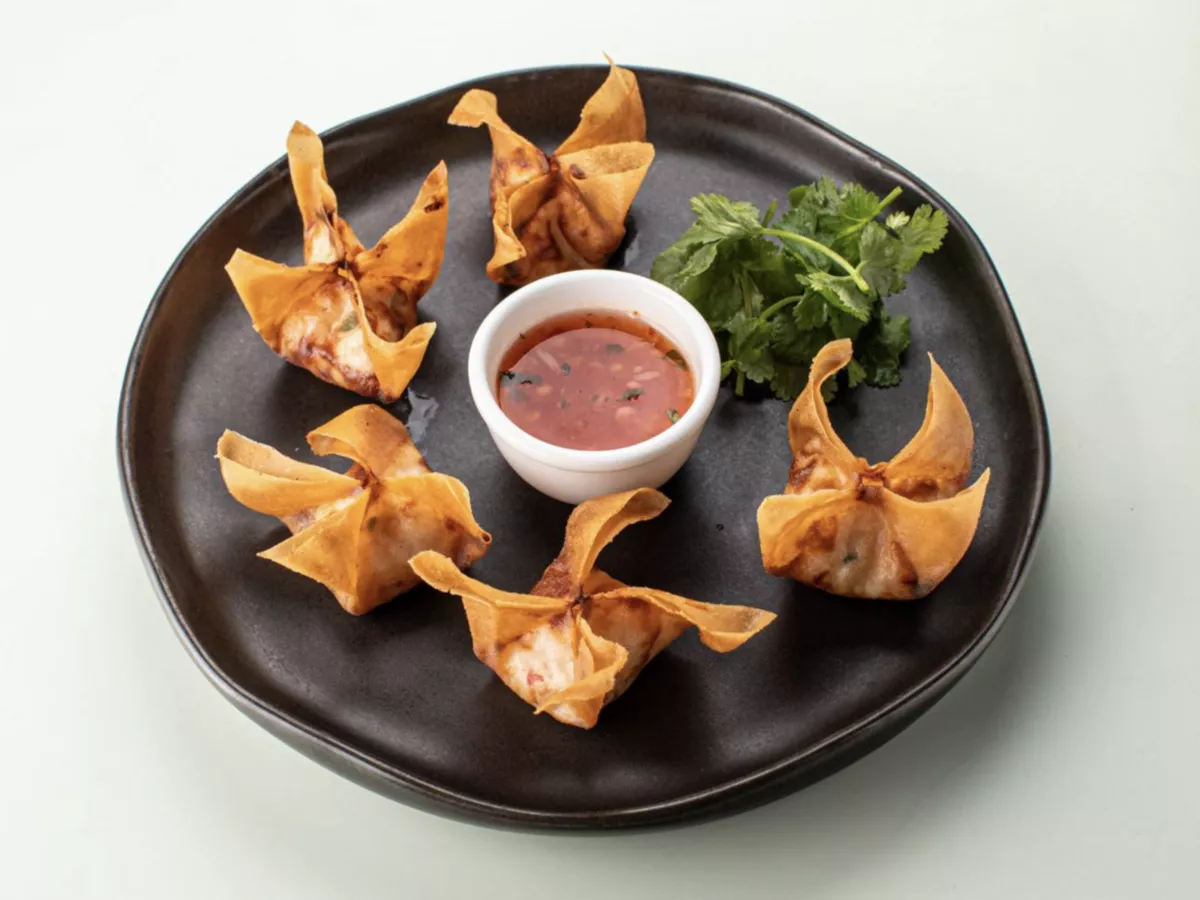 Крабовые рангуны в ресторане Chow Chow
