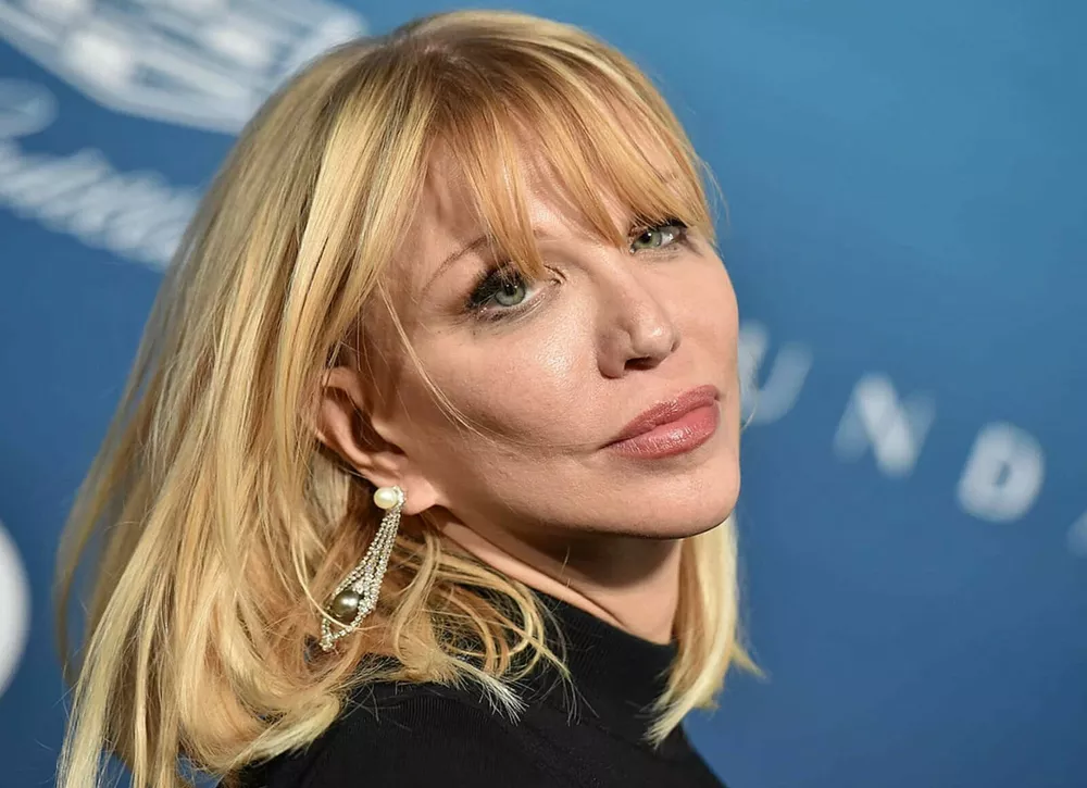 Кортни Лав рассказала о битве за здоровье: «Мне сказали, что я умру, но я не поверила»