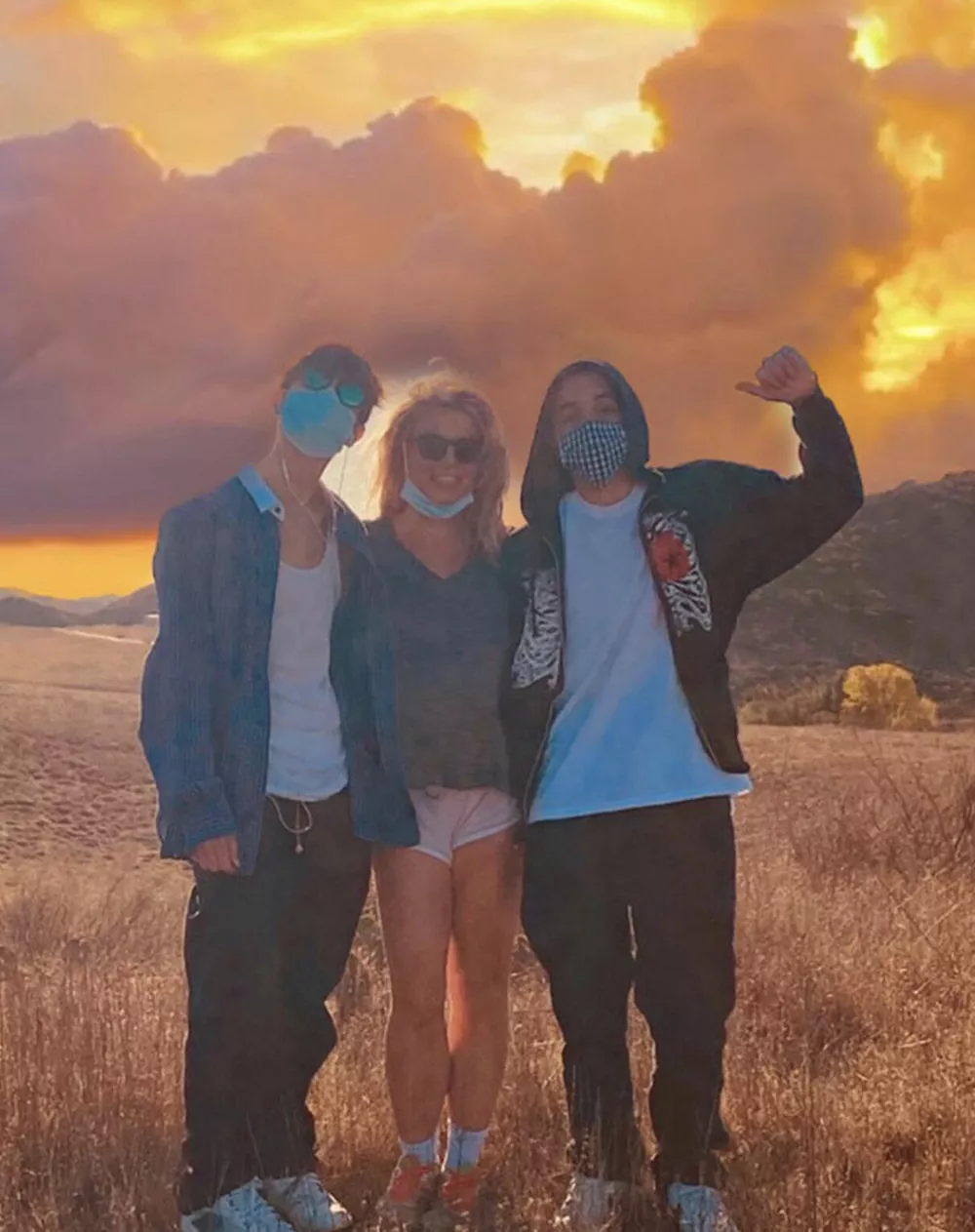 Бритни Спирс с сыновьями