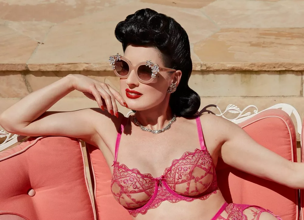 51-летняя Дита фон Тиз блистает в провокационной рекламе нижнего белья