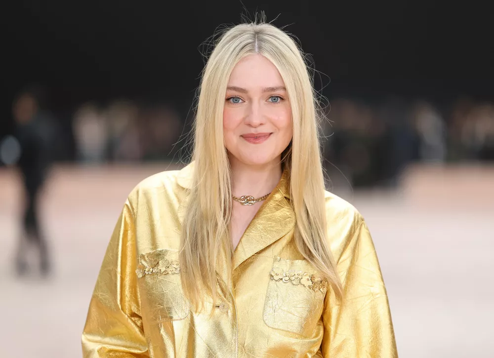 Дакота Фаннинг зарегистрировалась в приложении для знакомств