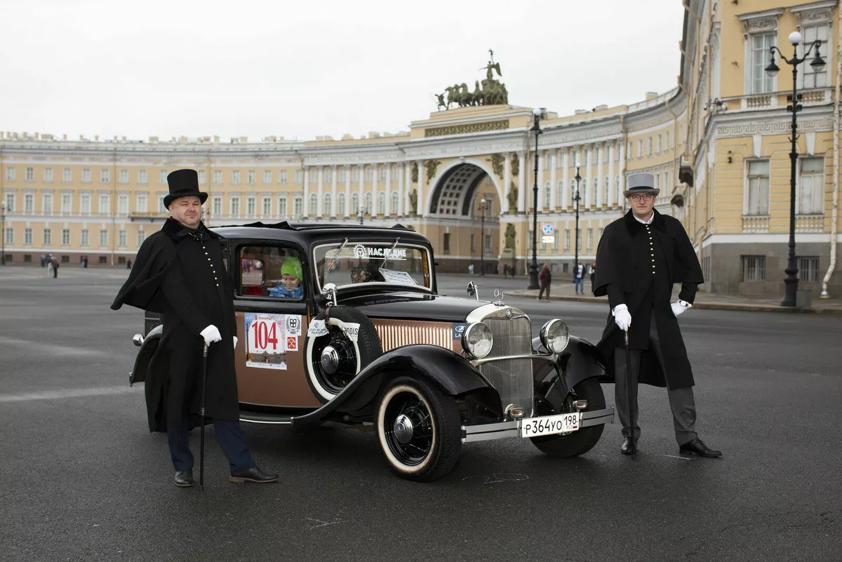 Санкт‑Петербург принял главный финал сезона ретроралли — «Петербург. LADA Классик Тур»