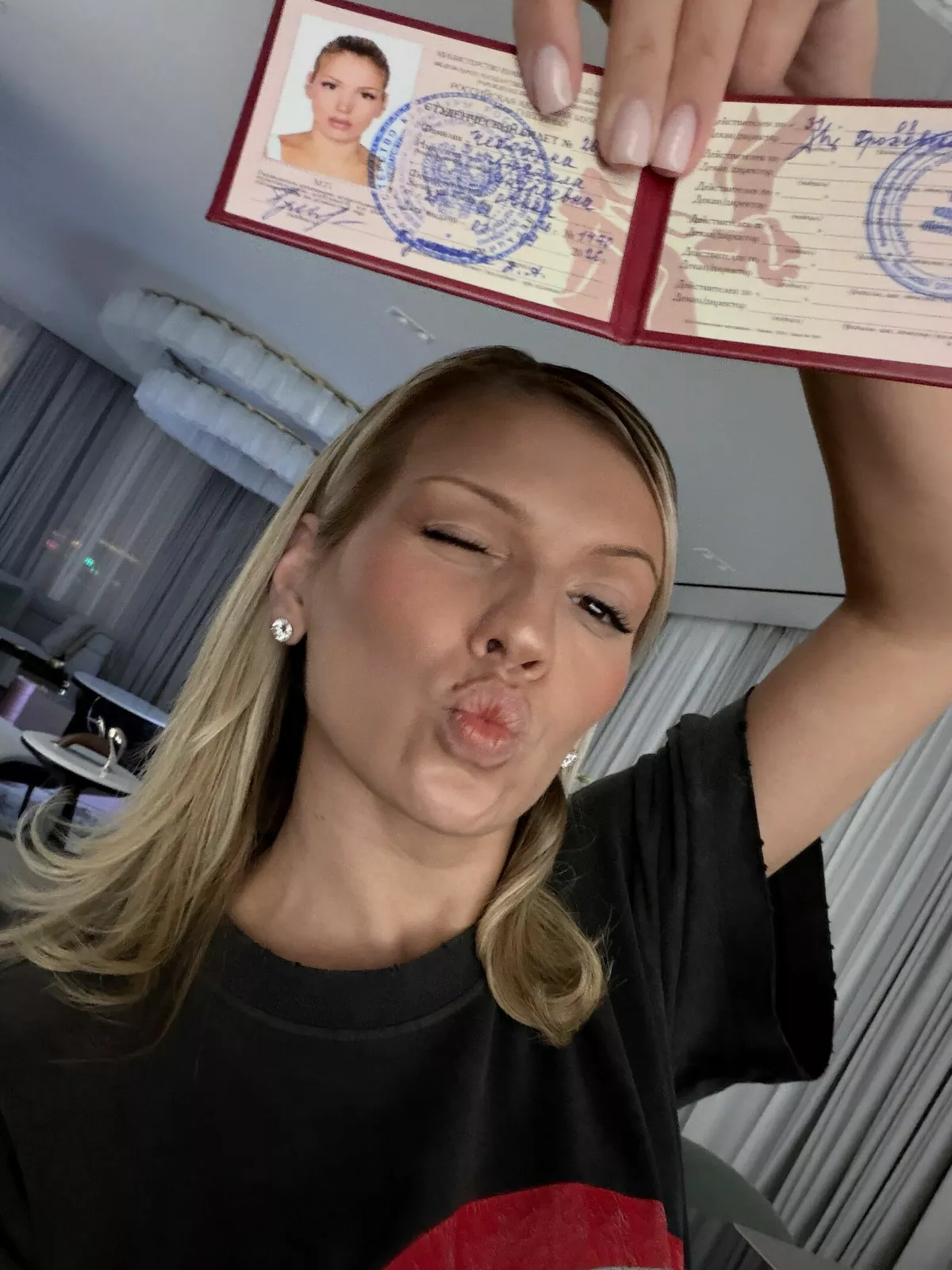 Люся Чеботина
