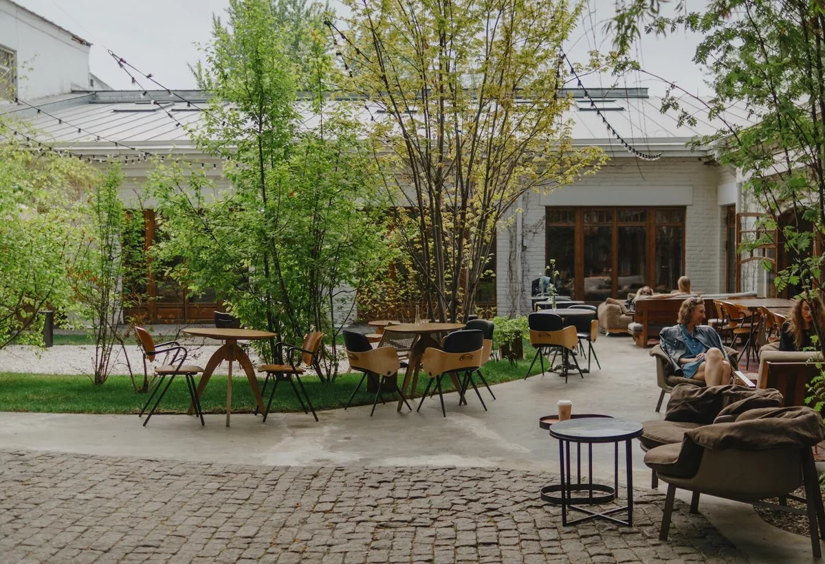 Двор Yauza Place