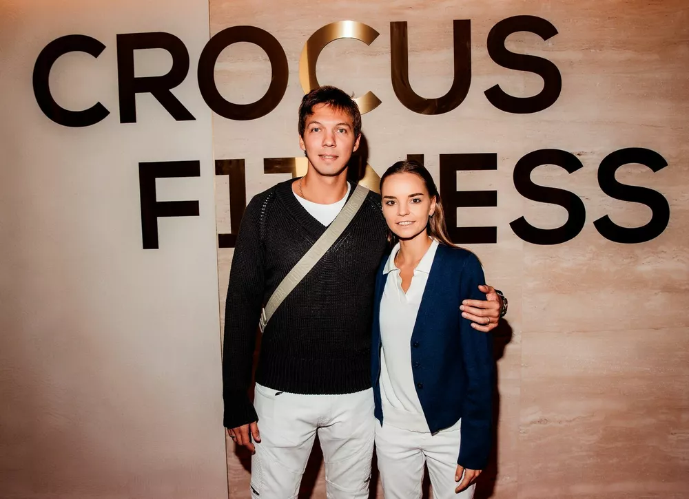  Филипп Киркоров, Дина Аверина и Дмитрий Соловьев, Виктория Дайнеко и другие на открытии фитнес-клуба в центре Москвы