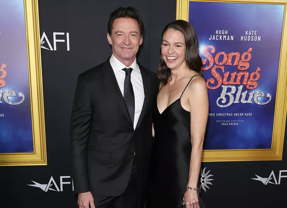 Хью Джекман и Саттон Фостер дебютировали на красной дорожке как пара