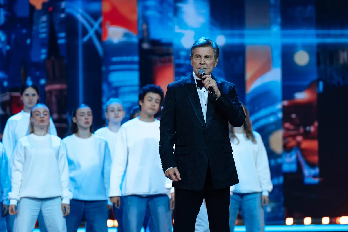 Лев Лещенко