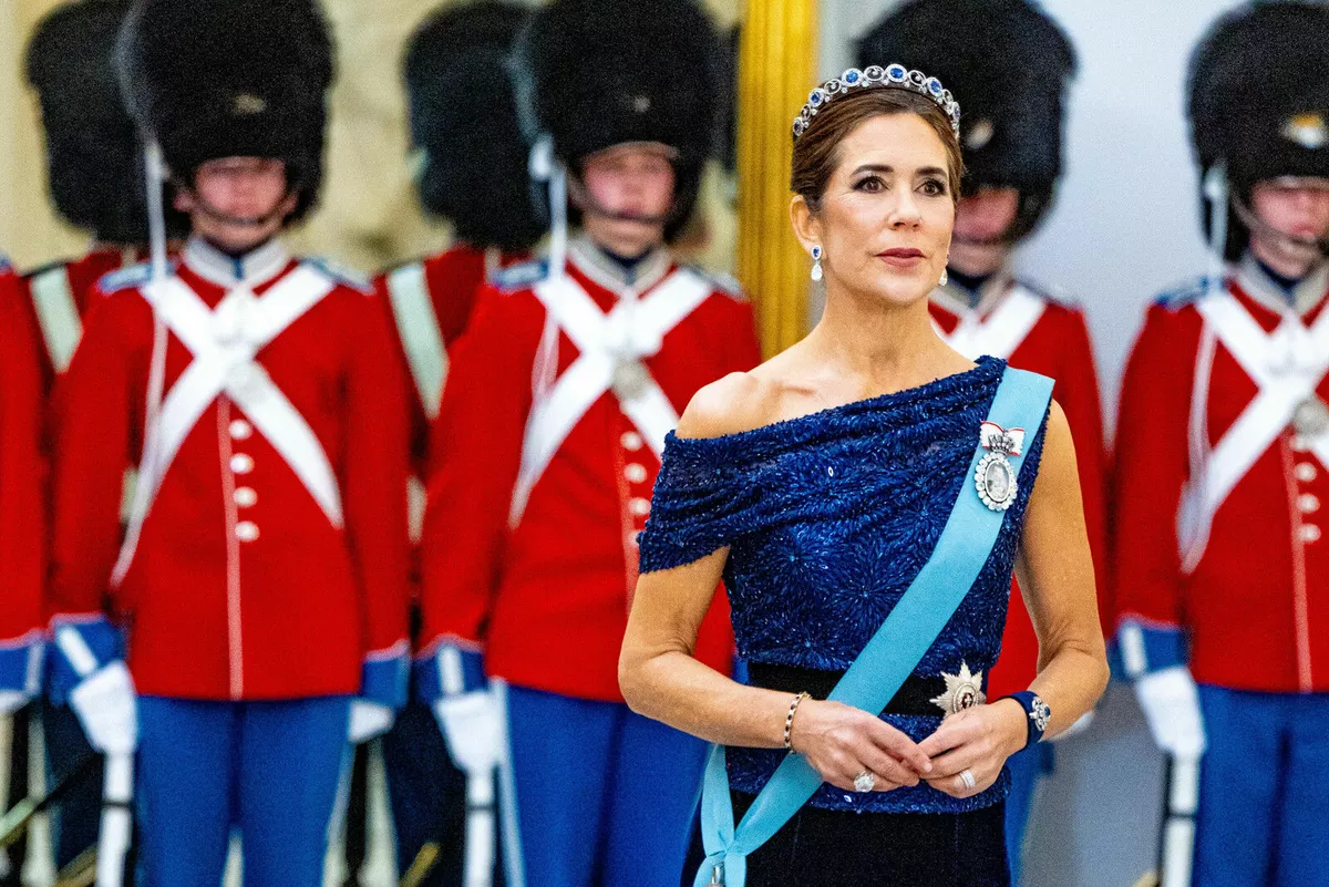 Мария Датская впервые продемонстрировала обновленную русскую сапфировую тиару