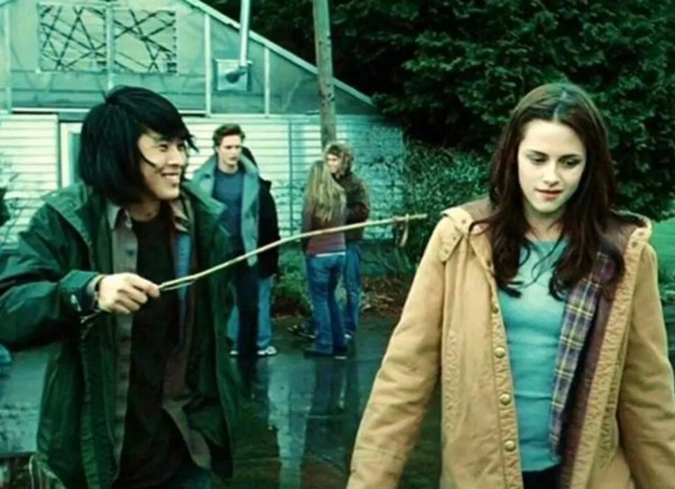 Актера саги Сумерки избили в Санкт-Петербурге