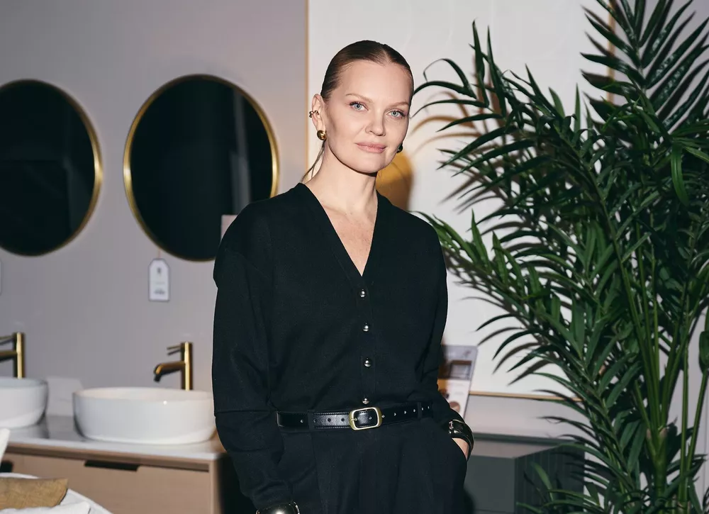 Елена Кулецкая и другие знаменитости на открытии мебельного универмага