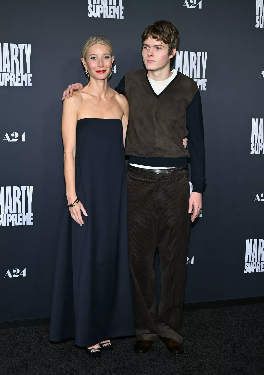 Гвинет Пэлтроу с сыном