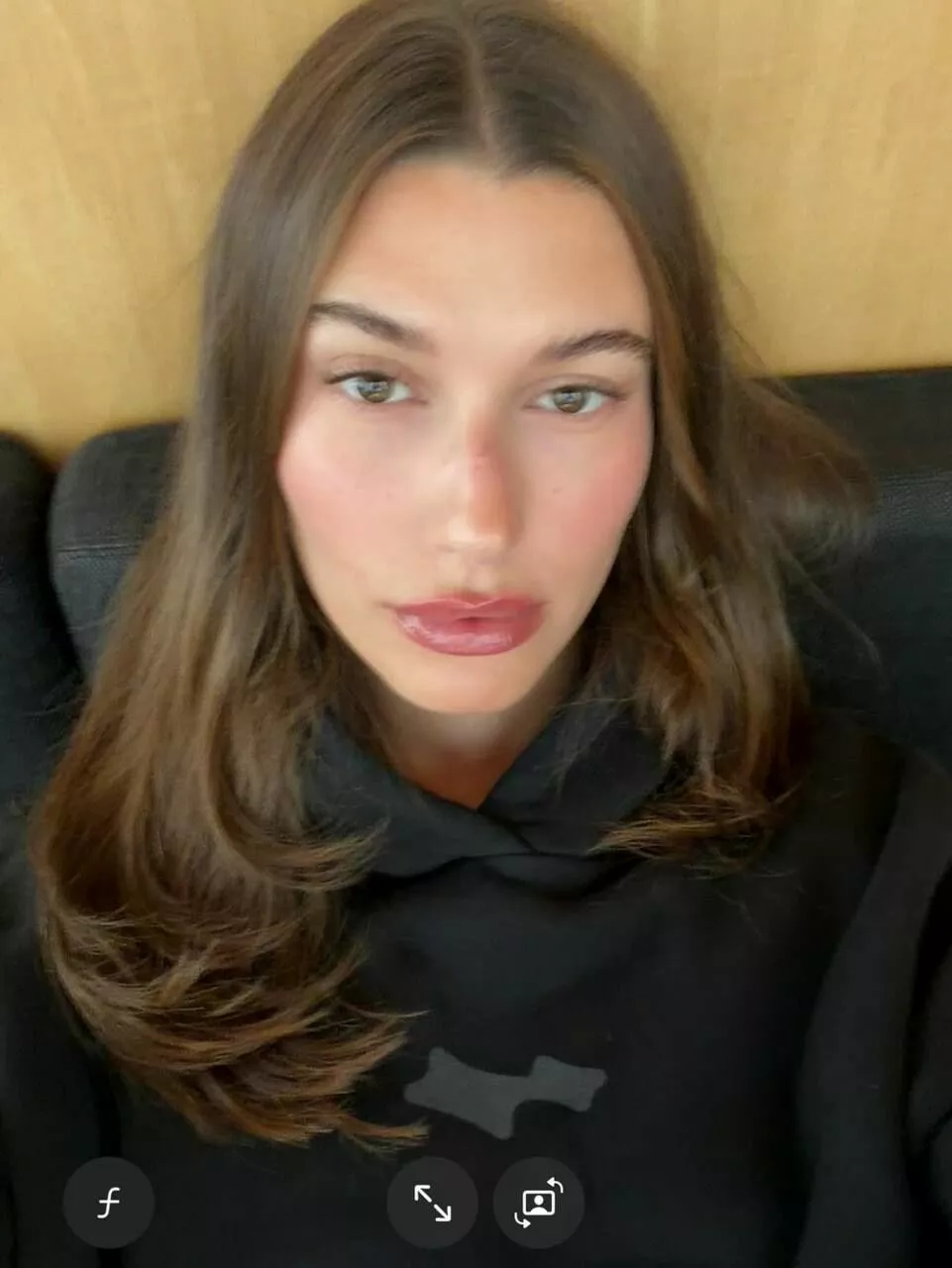 Хейли Бибер