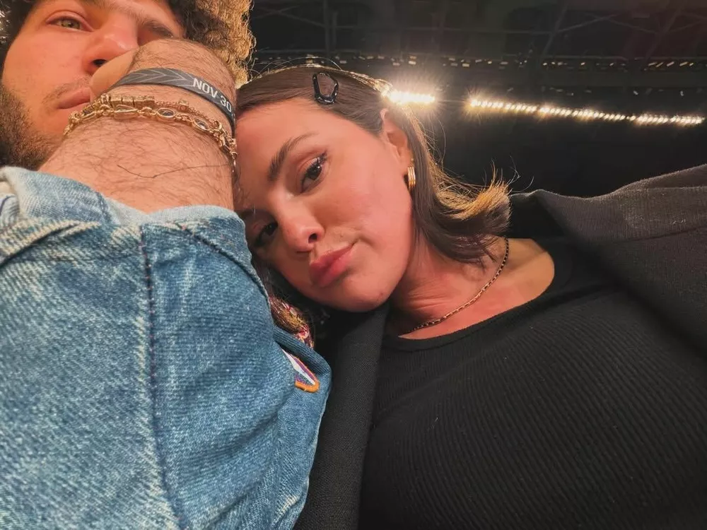 Селена и Бенни