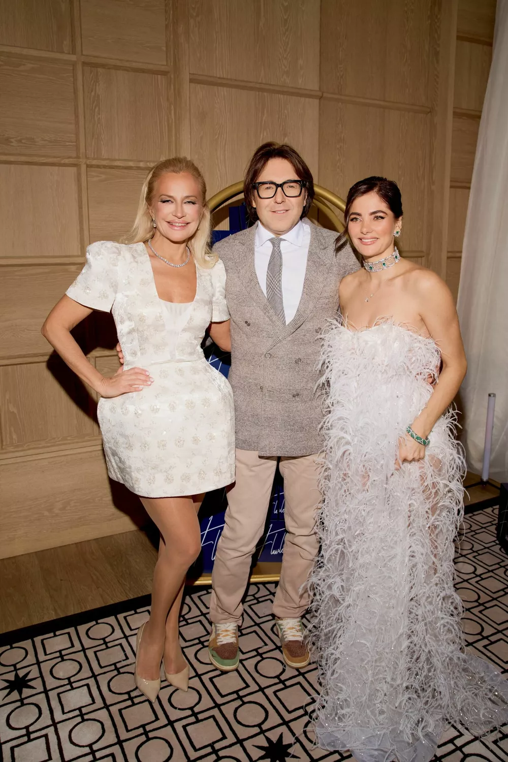 Виктория Шелягова, Андрей Малахов и Ангелина Голощапова