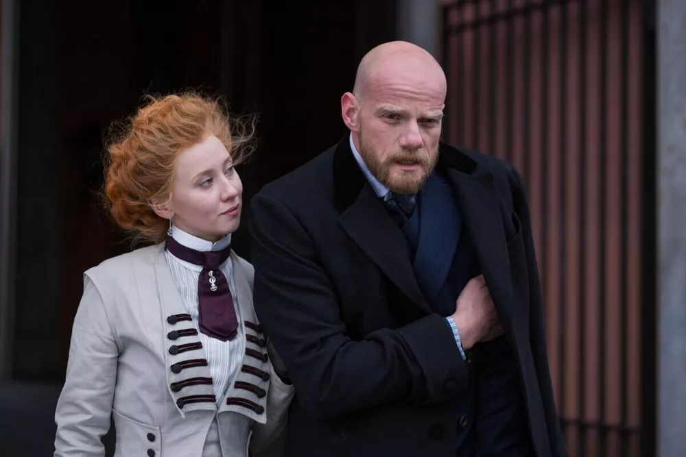 Юрий с женой Вильмой Кутавичюте, сериал “Воскресенский”