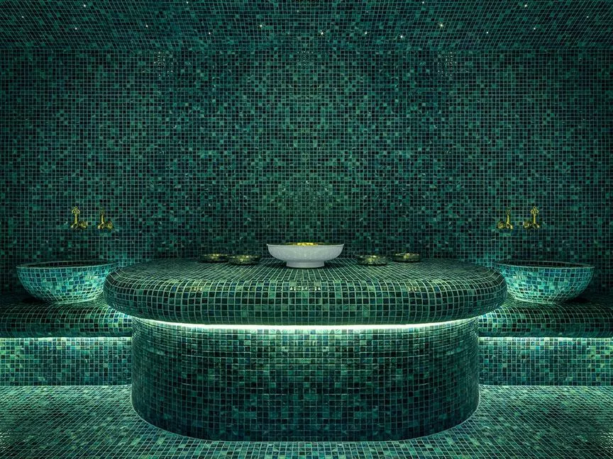 В Cleopatra Spa & Wellness – одном из самых больших спа-центров Кипра – используют косметику Сinq Mōndes и Valmont