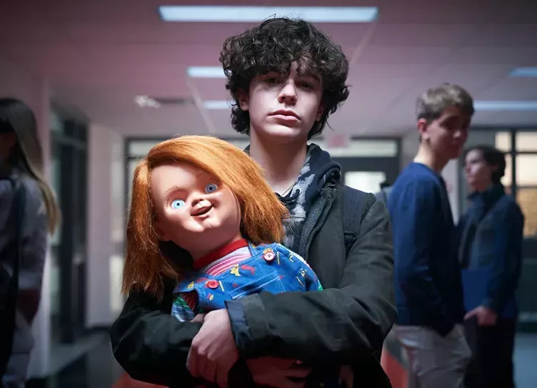 Чаки против поколения Z: зачем смотреть новый хоррор-сериал о легендарной кукле-убийце