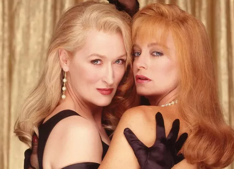 Что посмотреть на Хэллоуин: 7 атмосферных фильмов и сериалов