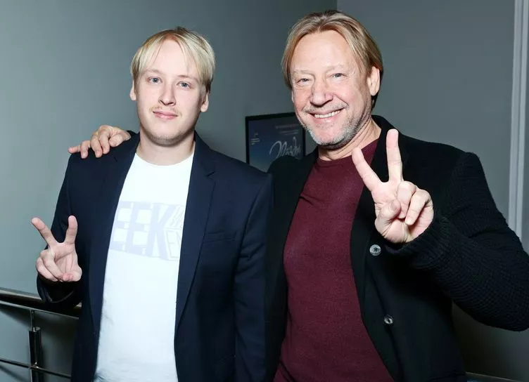 Дмитрий Харатьян с сыном Иваном, Марк Богатырев и другие на премьере фильма в Москве