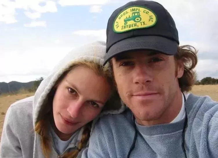 Джулия Робертс поделилась секретом счастливого брака длиною в 20 лет