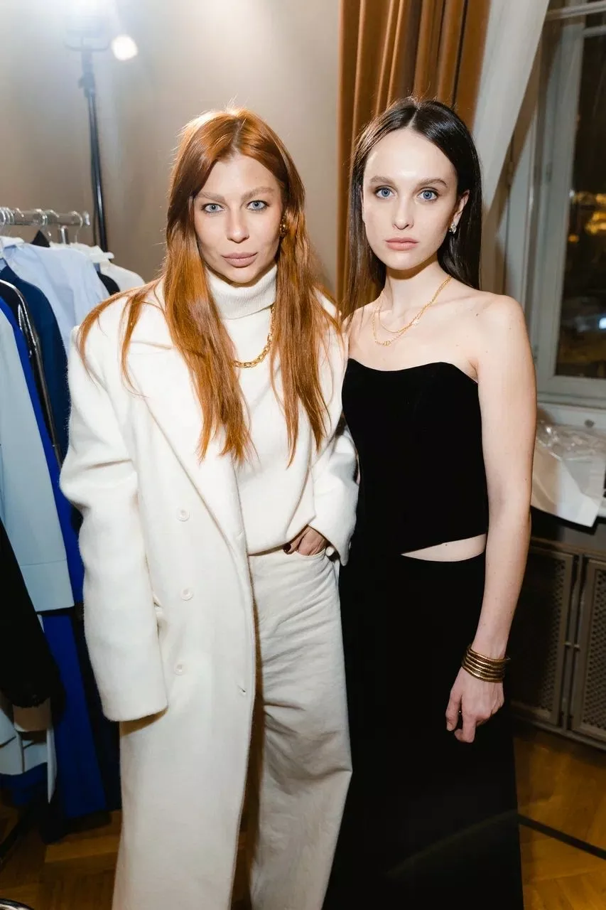 Лина Дембикова и Виктория Яценко