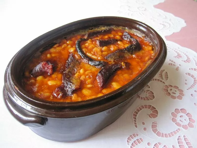 Запеченное мясо с овощами