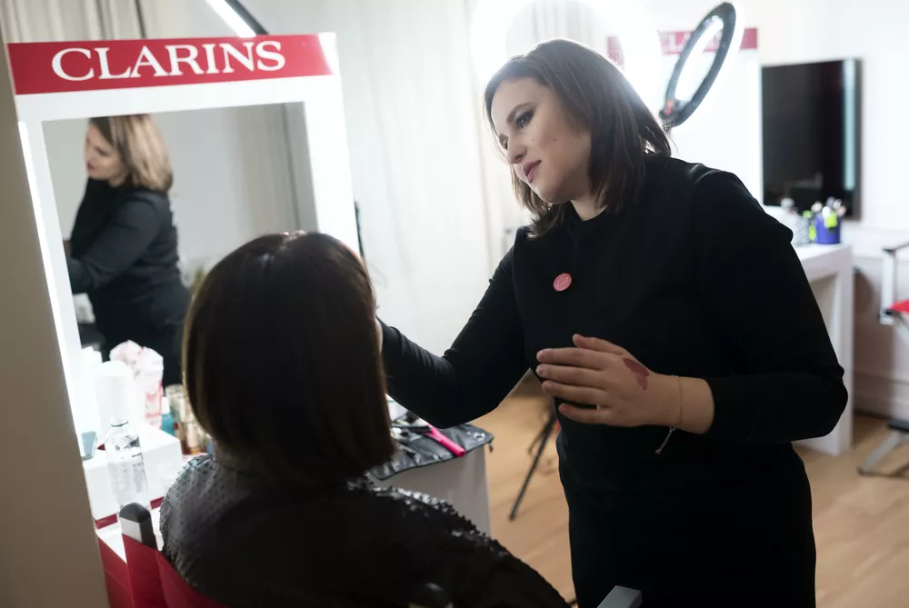 Ирина Берзукова и эксперт Clarins Марина Коткова