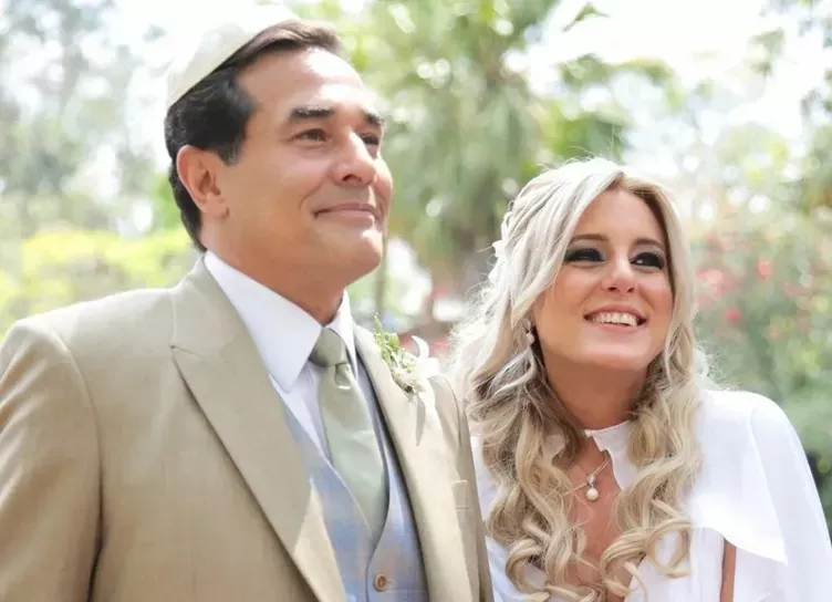 Исполнитель роли Зейна в сериале Клон женился на матери двоих своих детей