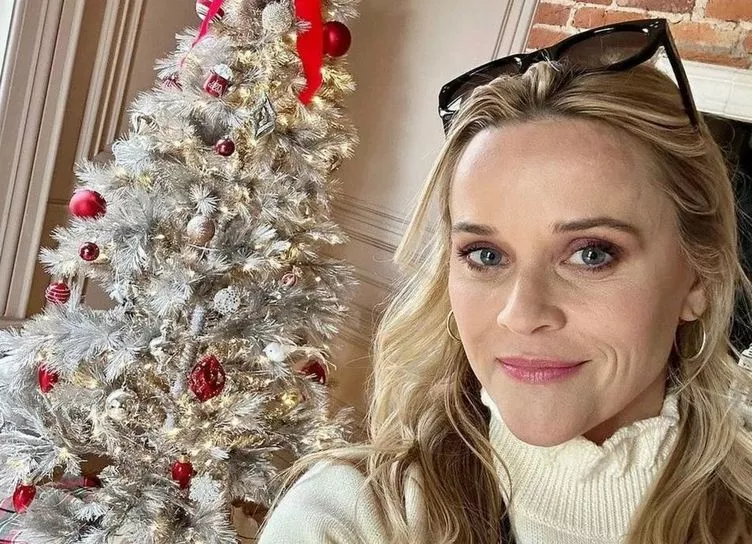 Как Риз Уизерспун, Дженнифер Энистон, Синди Кроуфорд и другие селебрити готовятся к Рождеству