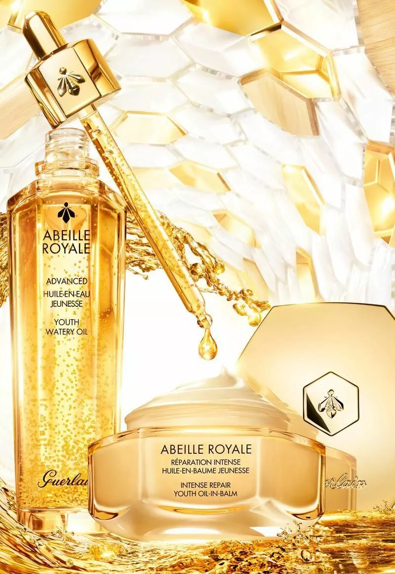 Улучшенное легкое омолаживающее масло Abeille Royale, Guerlain; интенсивный восстанавливающий омолаживающий бальзам Abeille Royale, Guerlain 