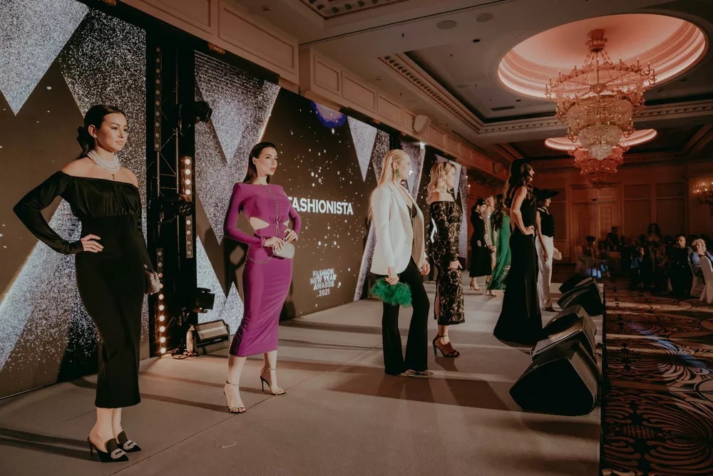 показ FASHIONISTA