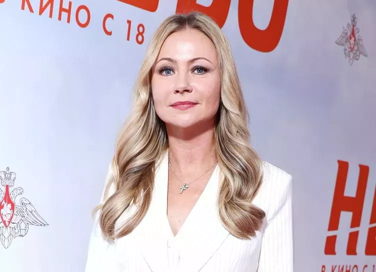 Мария Миронова, Леонид Агутин и Игорь Петренко на премьере фильма Небо в Москве