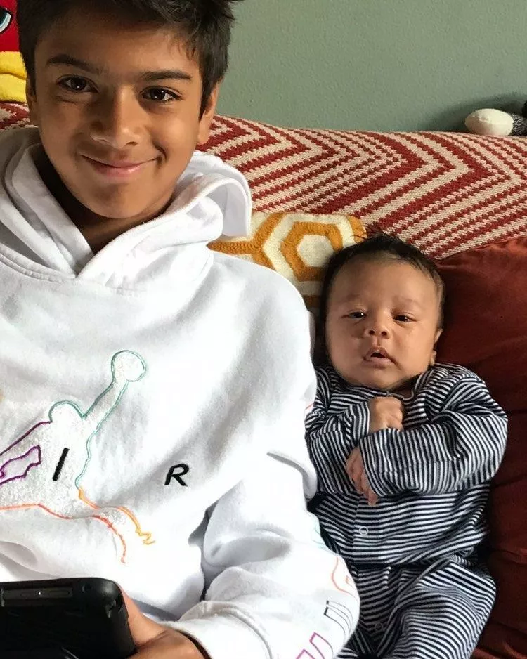 Дети Криса Нота - Орион и Китс, 2020 год