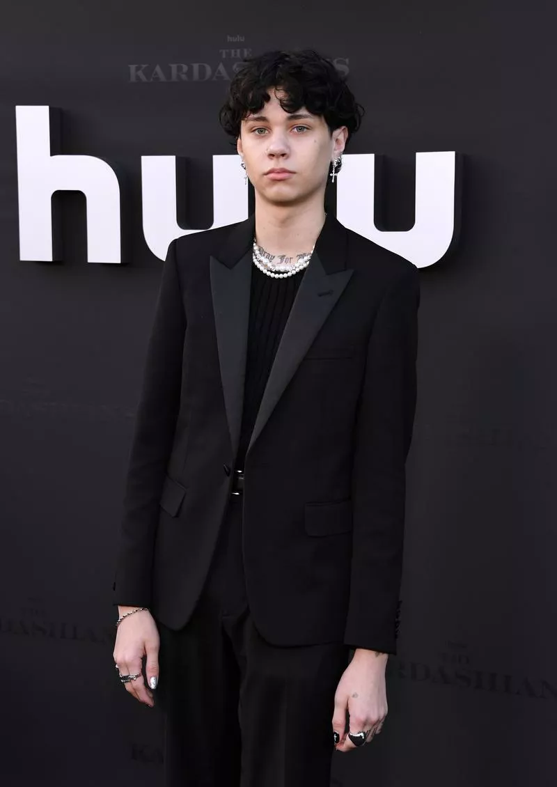 Лэндон Баркер