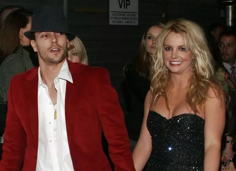 Мы не потерпим издевательств: Бритни Спирс обратилась к Кевину Федерлайну через адвоката