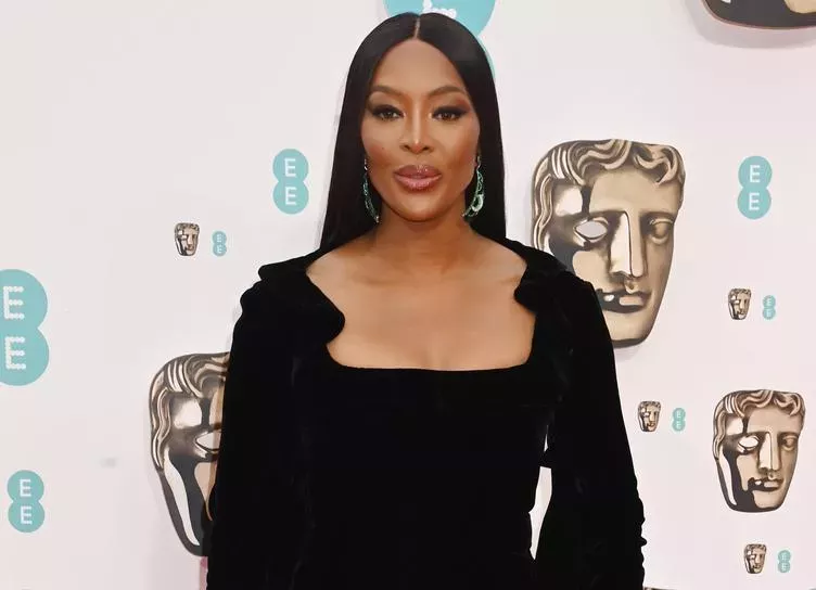 Наоми Кэмпбелл показала редкое фото с дочкой по особому поводу