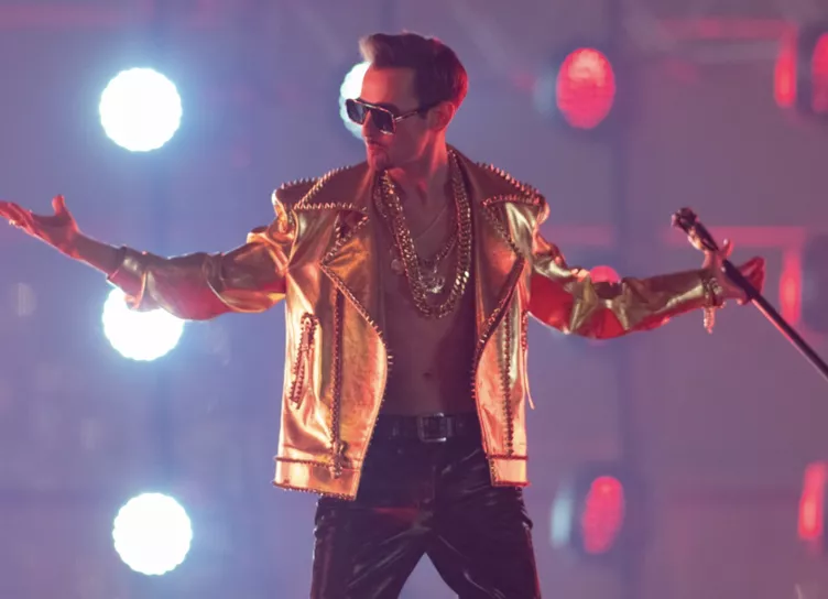 Не думай ни о чем, что может кончиться плохо: Риналь Мухаметов в роли Богдана Титомира