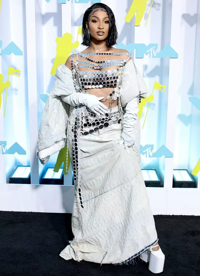  Shenseea в Marc Jacobs