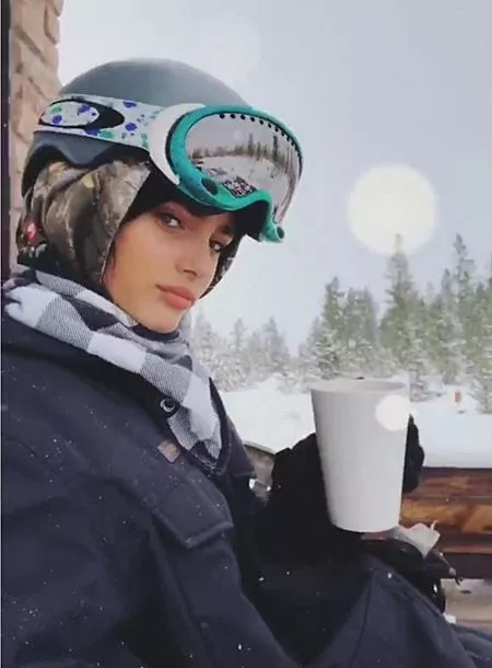 @taylor_hill