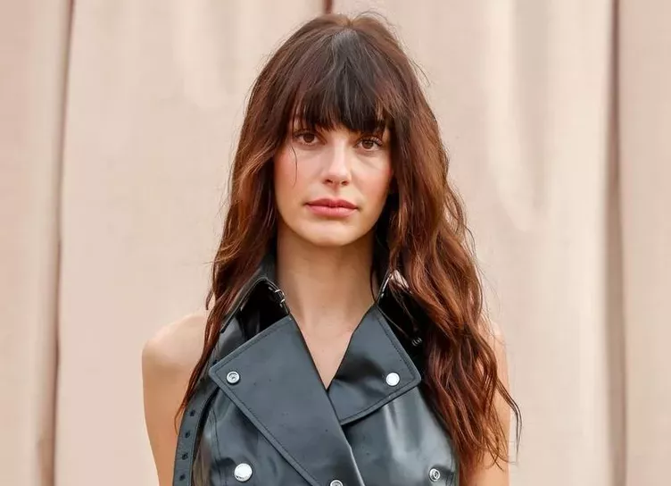 Показ Burberry в Лондоне: Камила Морроне – в зале, Ирина Шейк и Наоми Кэмпбелл – на подиуме