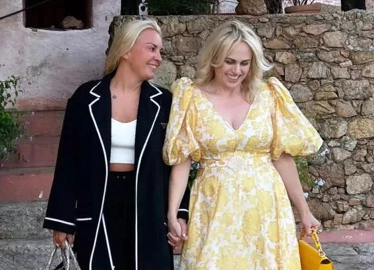 Ребел Уилсон устроила романтическую поездку в Италию со своей девушкой