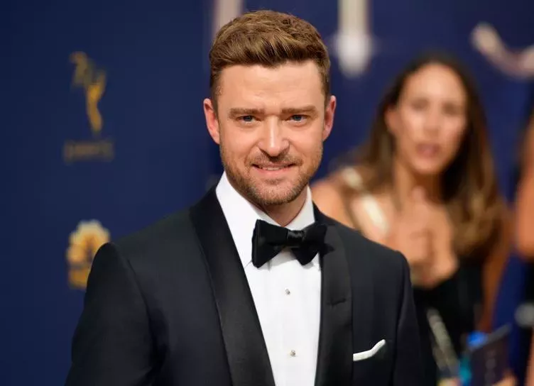 Режиссер невышедшего фильма о Джастине Тимберлейке подал на него в суд
