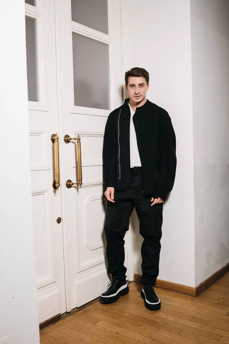 Артем Королев