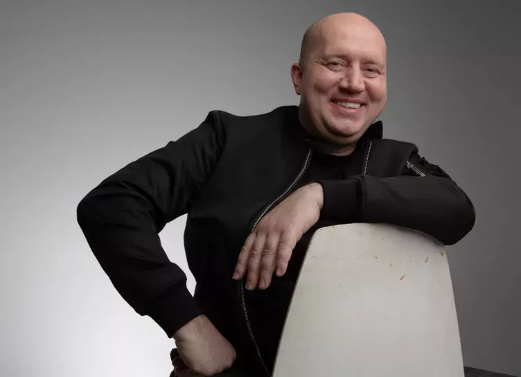 Сергей Бурунов о роли в сериале Нина, съемках в клипе Ольги Серябкиной и группе Король и шут