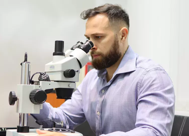 Сертификаты GIA: как отличить подделку от оригинала и не купить синтетический бриллиант вместо натурального?