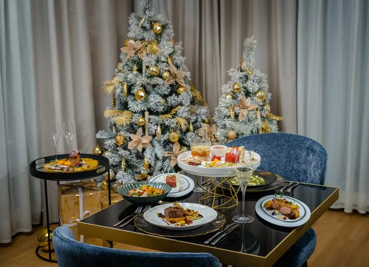 Шумная вечеринка и гастрономическое путешествие: Новый год в Moscow Marriott Imperial Plaza