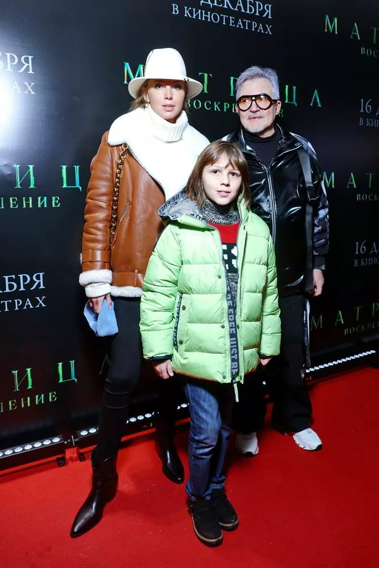 Полина и Дмитрий Дибровы с сыном