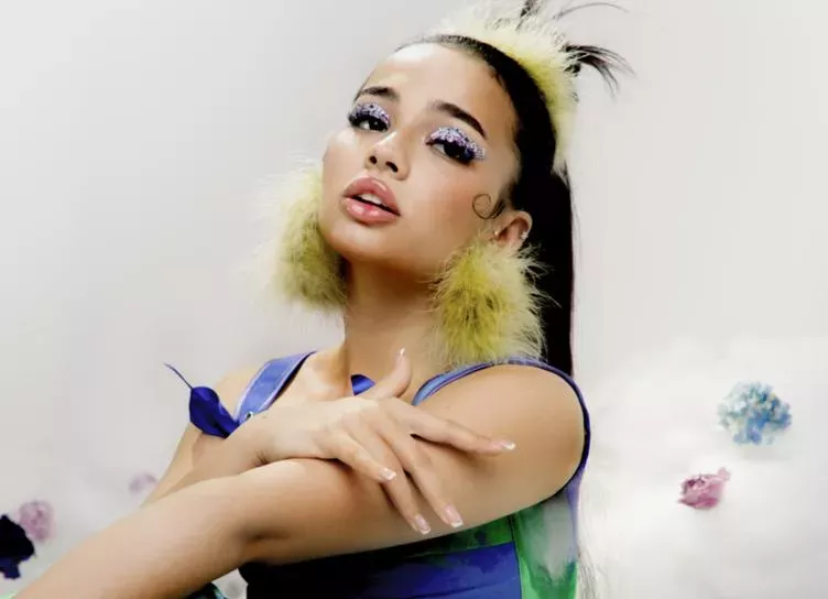 Валя Карнавал о дорогих подарках, экстриме и скрытых талантах